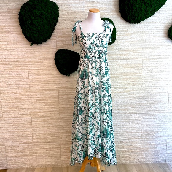 mi Ami Dresses & Skirts - Mi Ami Green Summer Dress size XL 🌸